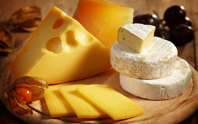 Turunkan Berat Badan dengan Keju